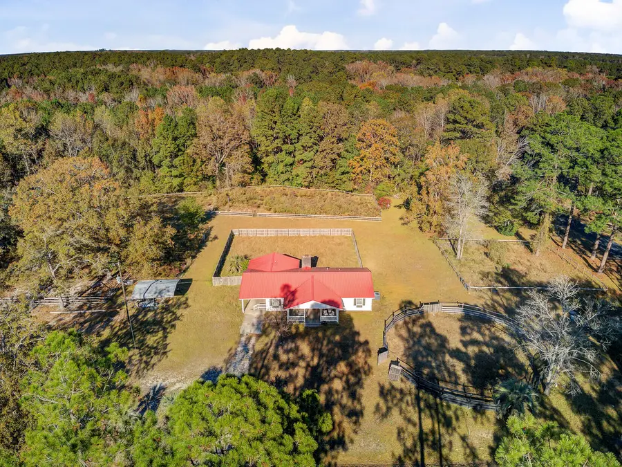 201 Welles Lane, Walterboro, SC 29488 - #2