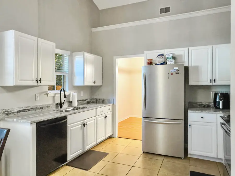 125 Isherwood Drive, Goose Creek, SC 29445 - Image #3