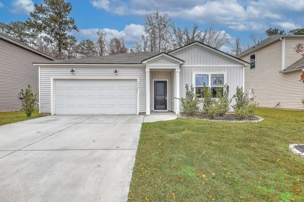 239 W Bradford Pointe Drive, Summerville, SC 29483 - Image #1