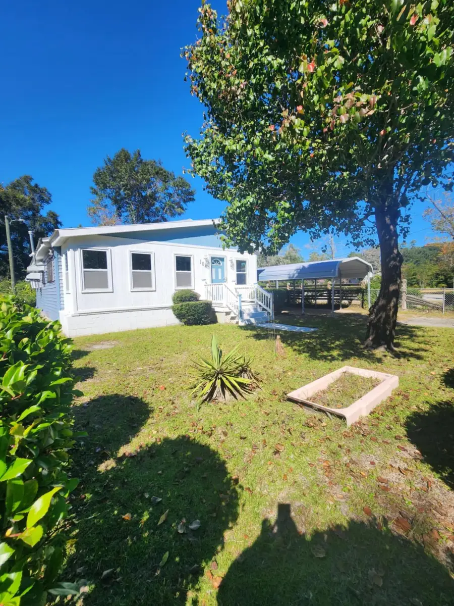 104 Grant Street, Walterboro, SC 29488 - #2