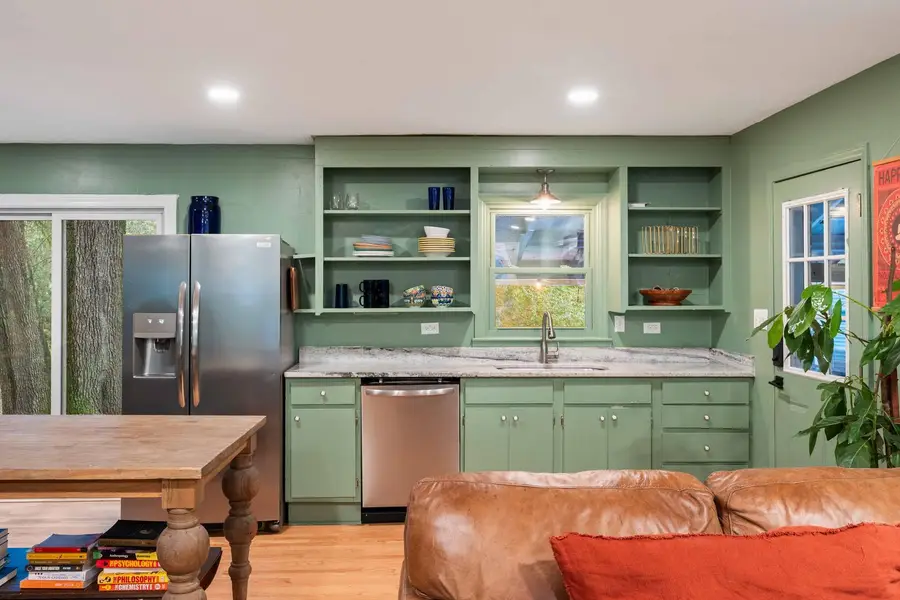 930 Julia Street, Charleston, SC 29412 - Image #2