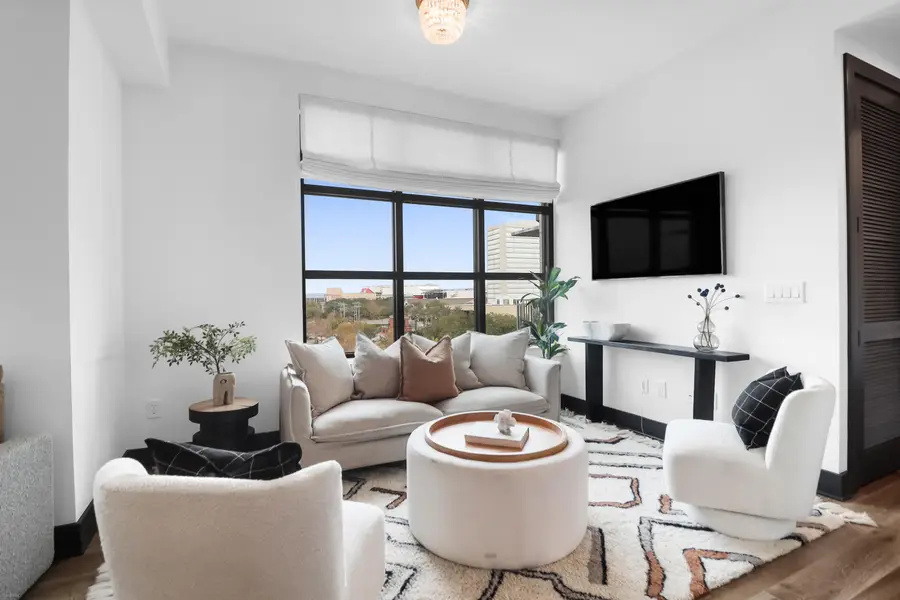 5 Gadsdenboro Street #501, Charleston, SC 29401 - Image #2