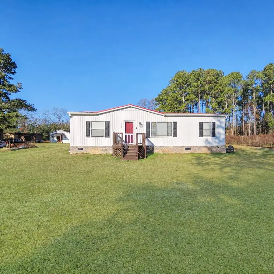 1105 Peacock Street, Manning, SC 29102 - #2