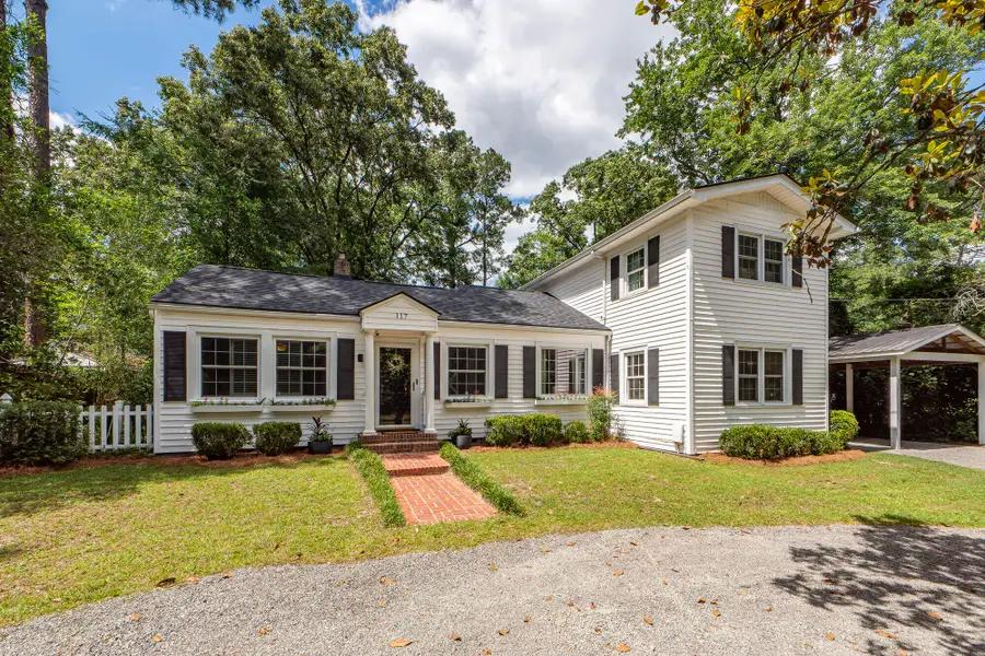 117 Pine Grove Avenue, Summerville, SC 29483 - Image #2