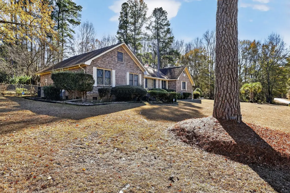 2572 Spring Valley Circle, Orangeburg, SC 29118 - Image #1