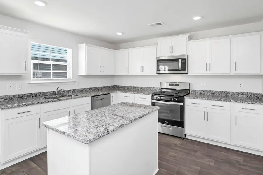 114 Kirkwood Court, Orangeburg, SC 29118 - Image #2