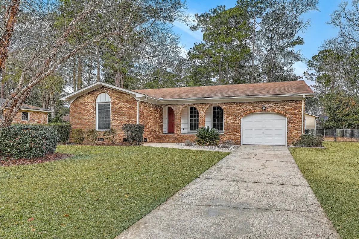 109 Niblick Road, Summerville, SC 29483 - Image #1