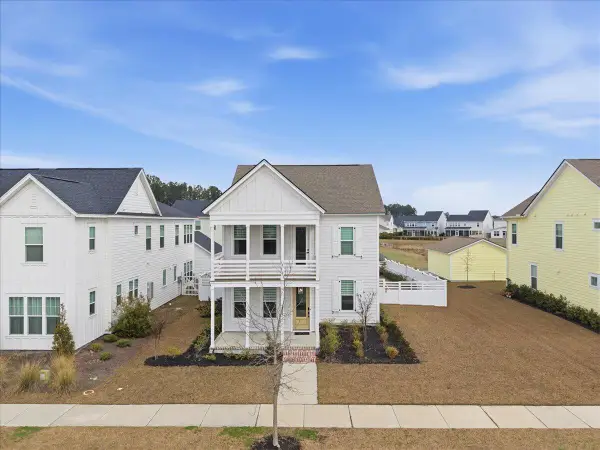 676 Blueway Avenue, Summerville, SC 29486