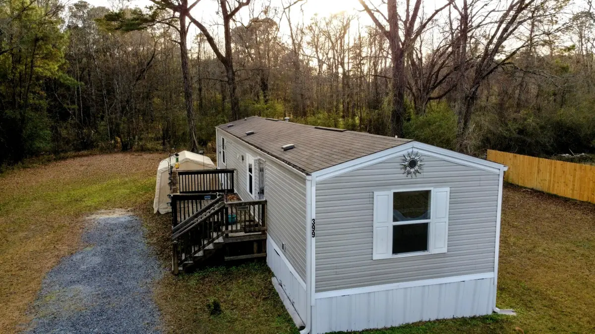 399 S Railroad Avenue, Ridgeville, SC 29472 - Image #1