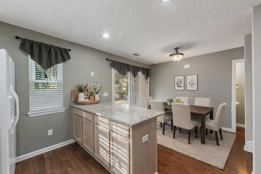 8038 Shadow Oak Drive, North Charleston, SC 29406 - Image #3