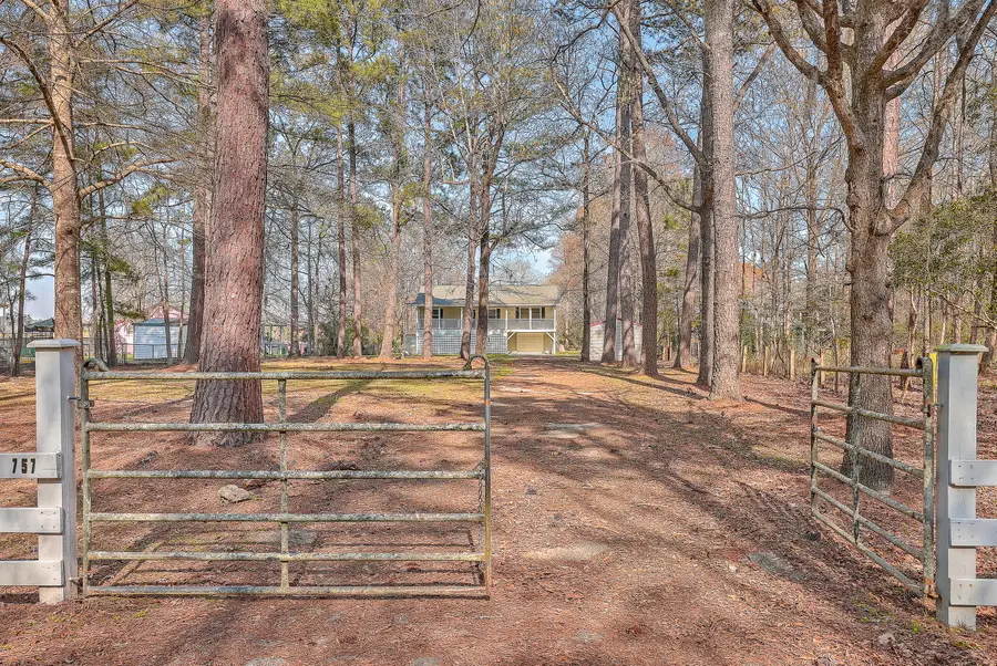757 Backfield Road, Walterboro, SC 29488 - Image #2