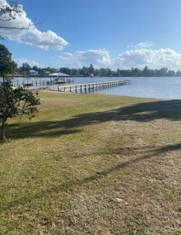 1205 Davis Street, Manning, SC 29102