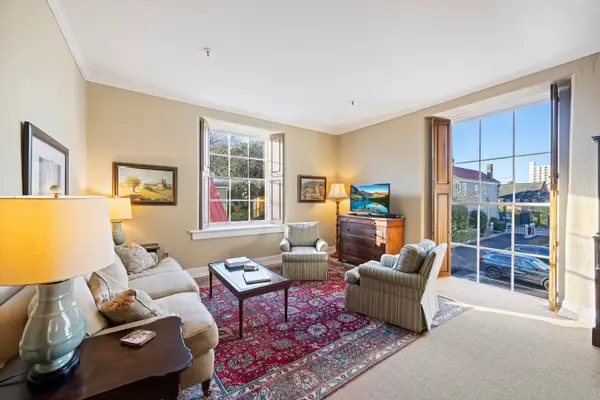 67 Legare #201, Charleston, SC 29401