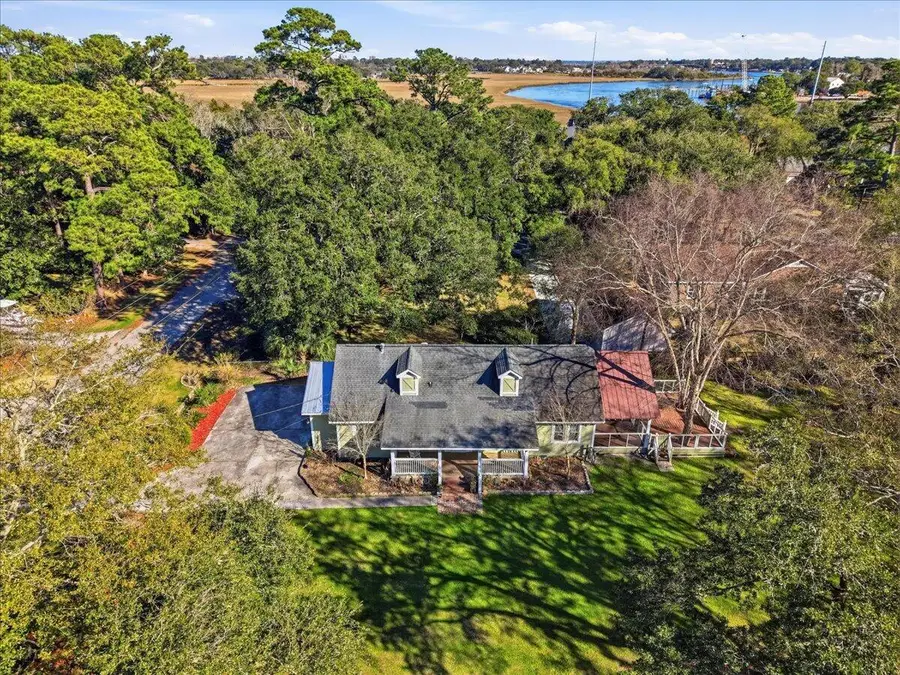 1309 N Edgewater Drive, Charleston, SC 29407 - Image #2