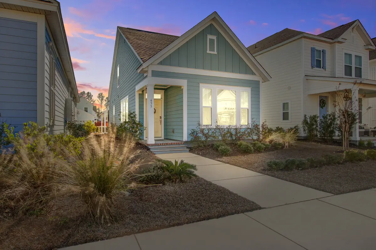 655 Blueway Avenue, Summerville, SC 29486 - #1