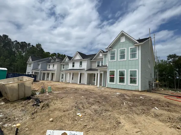 723 Alma Square Drive, Moncks Corner, SC 29461