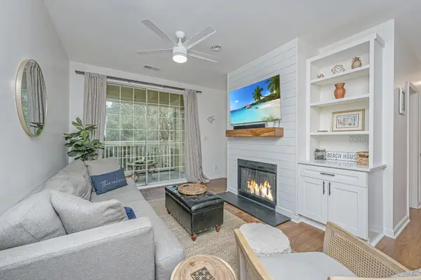 1600 Long Grove Drive #1323, Mount Pleasant, SC 29464