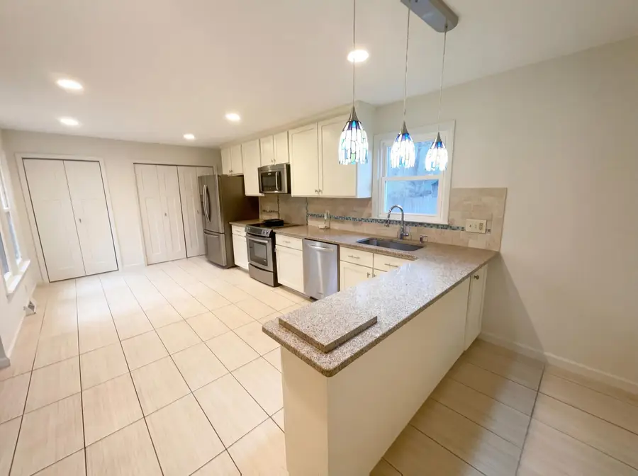 112 Palmetto Bluff Drive, North Charleston, SC 29418 - Image #2