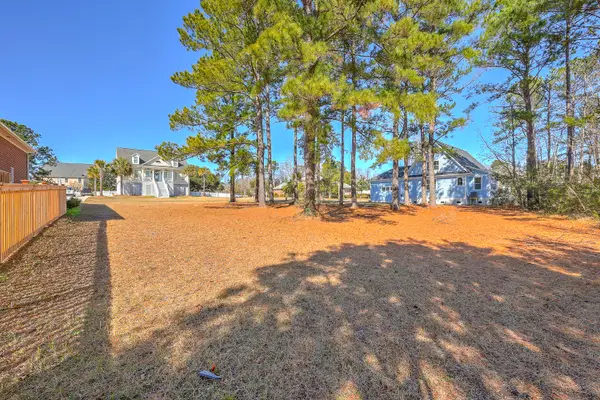 1502 Eagle Landing Boulevard, Hanahan, SC 29410