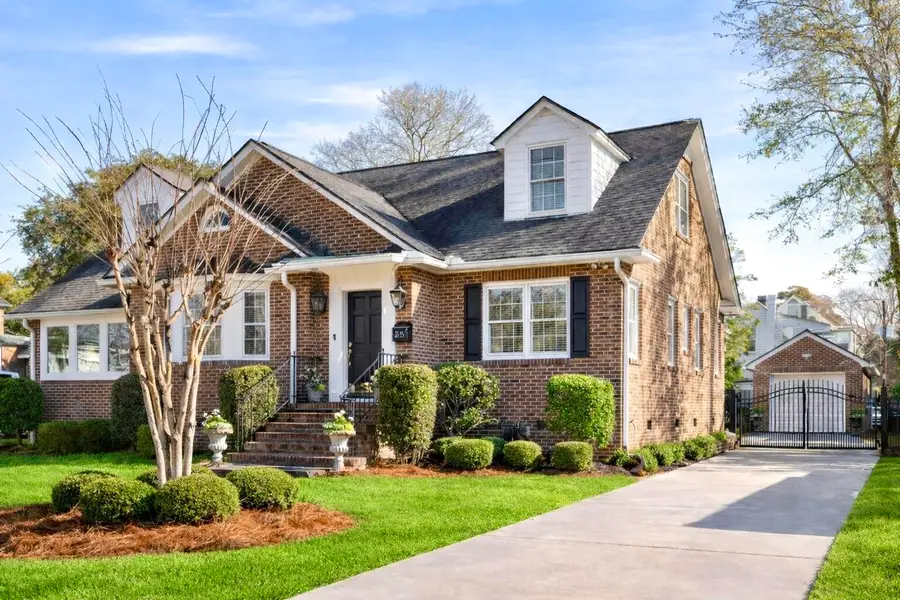 38 Barre Street, Charleston, SC 29401 - #3