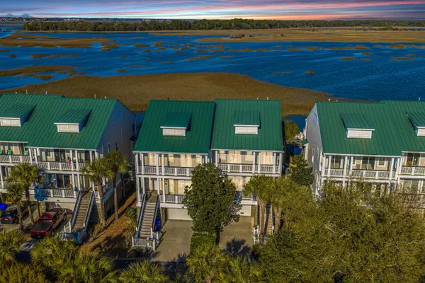 2206 Folly Road, Charleston, SC 29412