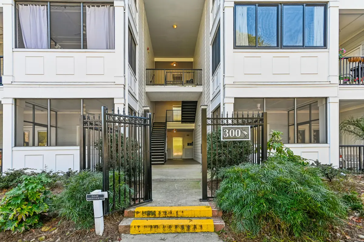 1025 Riverland Woods Place #305, Charleston, SC 29412 - #1