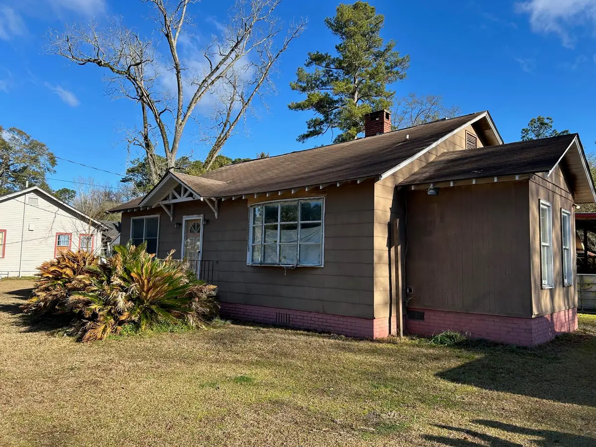 100 W Pine Street, Varnville, SC 29944 - #1