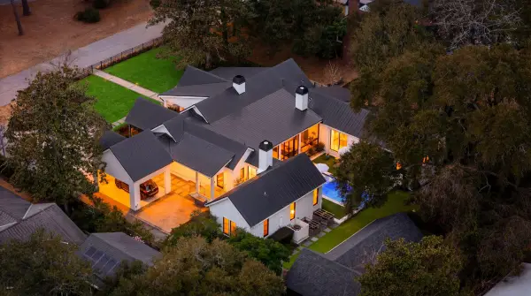 1027 Lakeview Drive, Mount Pleasant, SC 29464