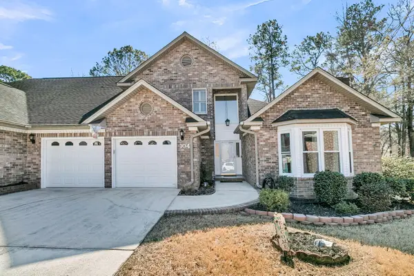 104 Dresden Drive, Goose Creek, SC 29445