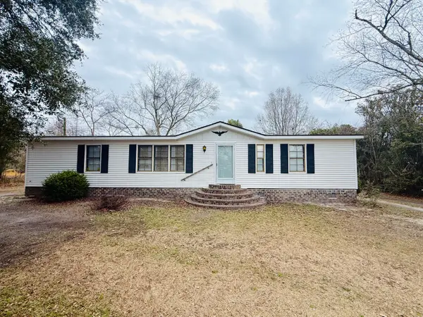 1390 Brantley Avenue, Summerton, SC 29148