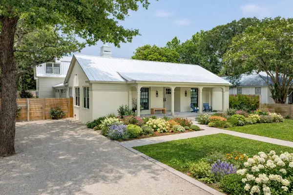 922 Kincade Drive, Mount Pleasant, SC 29464