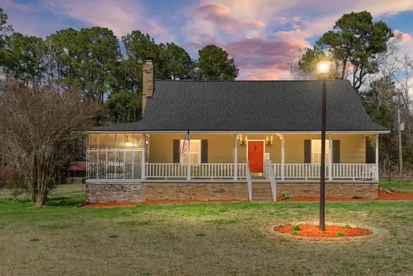 129 Melrose Place, Moncks Corner, SC 29461