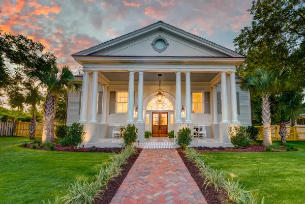 1714 Middle Street, Sullivans Island, SC 29482