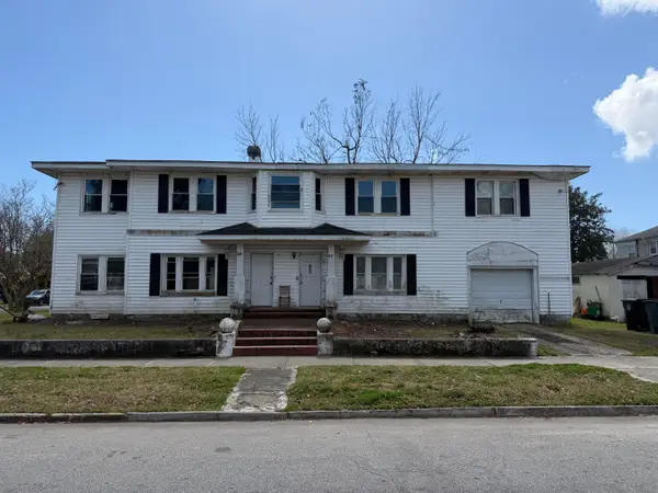 83 Peachtree Street, Charleston, SC 29403