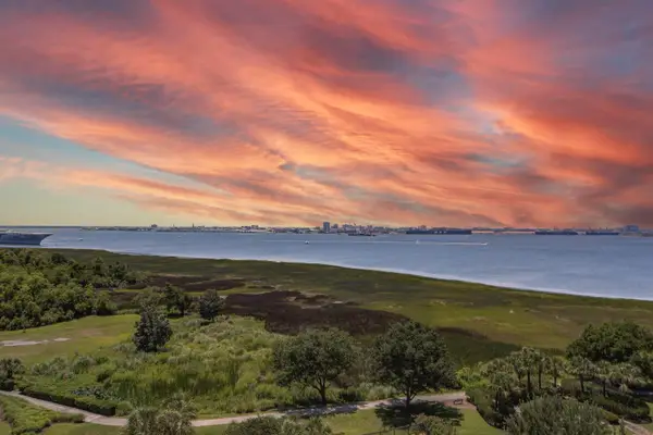 283 S Plaza Court #8, Mount Pleasant, SC 29464