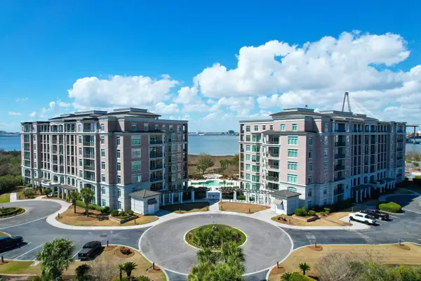 161 N Plaza Court #501, Mount Pleasant, SC 29464