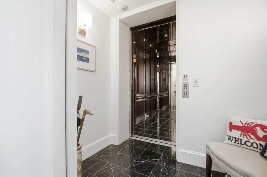 161 N Plaza Court #501, Mount Pleasant, SC 29464 - #2