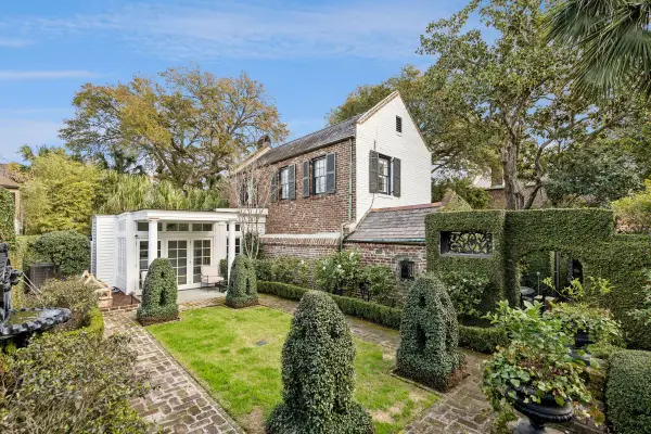 12 A Bedons Alley, Charleston, SC 29401