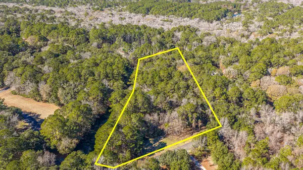 4066 Gnarled Oaks Lane, Johns Island, SC 29455