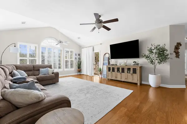 1471 Belcourt Lane, Mount Pleasant, SC 29466