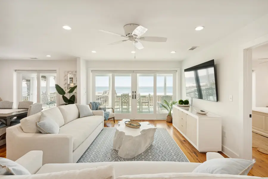 603 E Arctic Avenue, Folly Beach, SC 29439 - #2