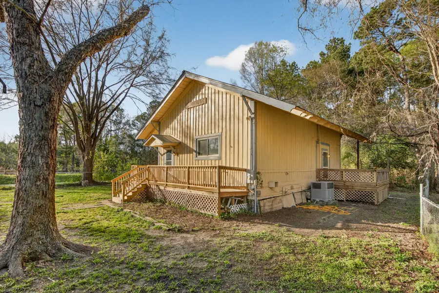 106 Jones Road, Bonneau, SC 29431 - #3