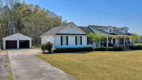 1032 State Road S-21-488, Coward, SC 29530