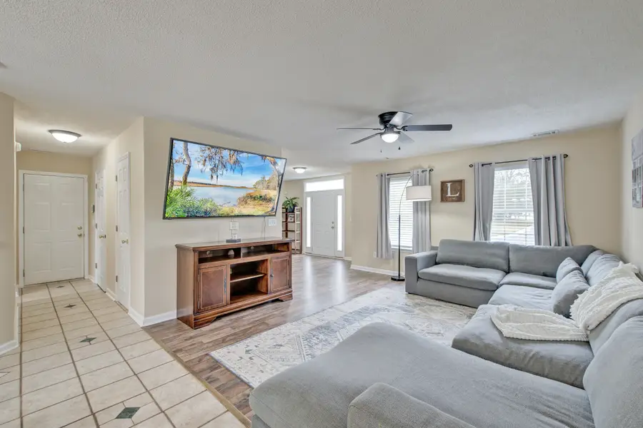 147 Hainsworth Drive, North Charleston, SC 29418 - #3