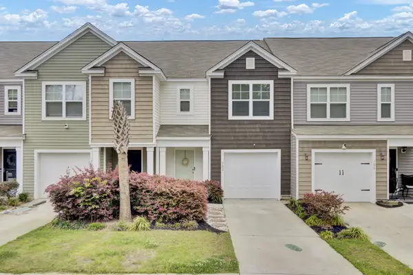 102 Rosefield Court, Summerville, SC 29485