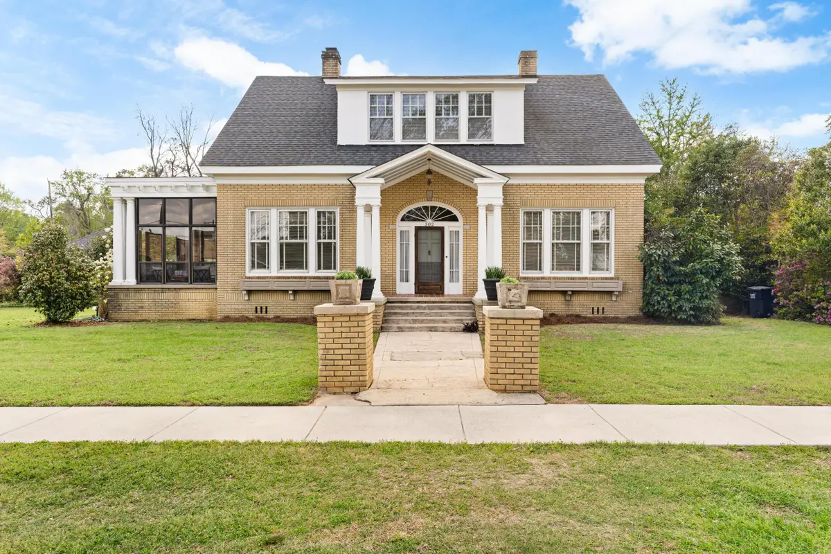 302 N 1st Street, Cameron, SC 29030 - #1