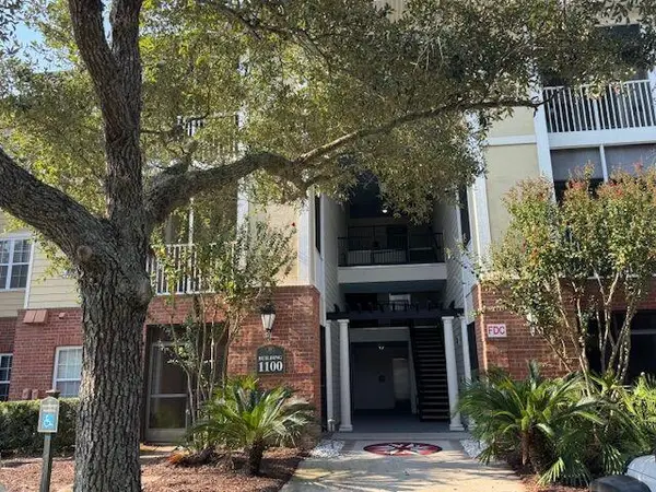 1109 Basildon Road, Mount Pleasant, SC 29466