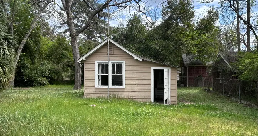 302 Horne Street, Saint George, SC 29477 - #2