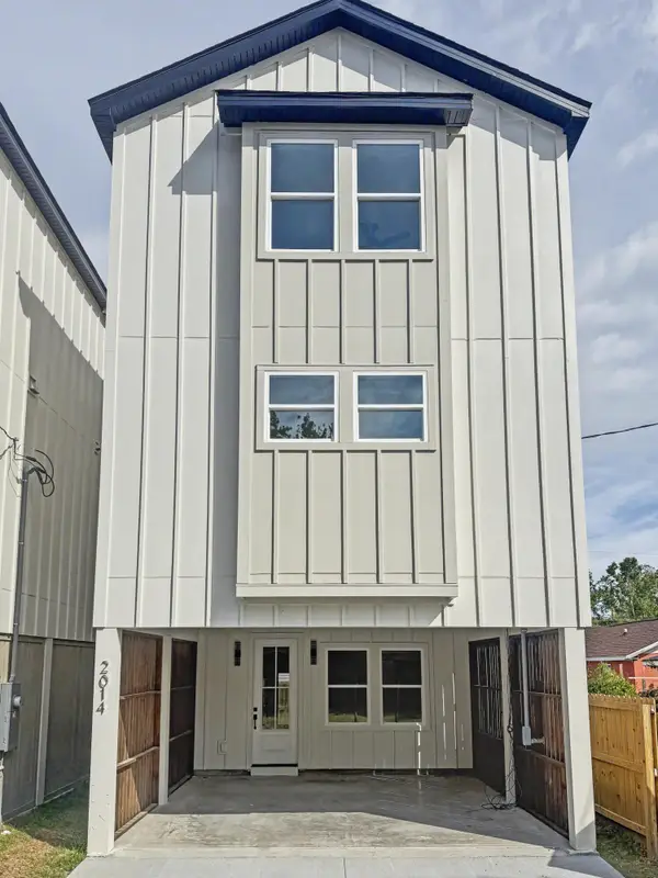 2014 Comstock Avenue, North Charleston, SC 29405