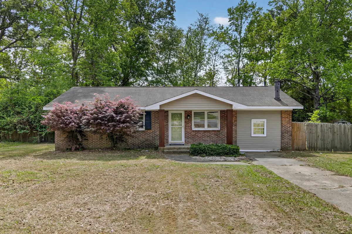 221 Forest Circle, Summerville, SC 29483 - #1